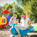 Confort Avec Terrasse - 4 Personnes - Api-1-52-1742