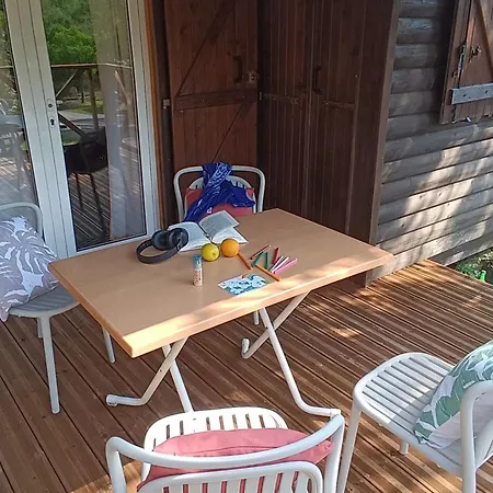 Confort Avec Terrasse - 4 Personnes - Api-1-52-1742 Camping *