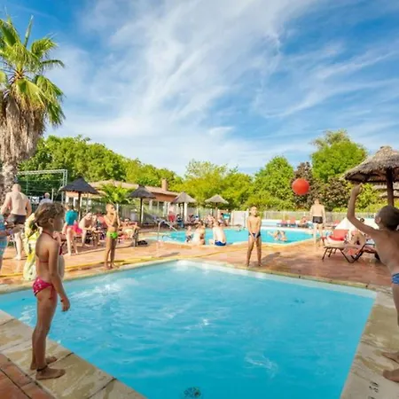 Camping Confort Avec Terrasse - 4 Personnes - Api-1-52-1742
